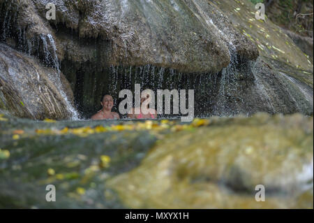 Sai Yok Noi cascata, Sai Yok National Park, Kanchanaburi Thailandia Foto Stock