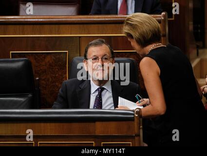 Terzo giorno del dibattito di investitura di Mariano Rajoy (PP), con la seconda votazione anche perso e non è stato eletto presidente. Congresso dei Deputati, Madrid, Spagna il 2 settembre 2016. Foto: Jose L. Cuesta/261/Cordon premere. Mariano Rajoy (PP). Cordon Premere Mariano Rajoy abandona la presidencia del PP: 'Es Lo mejor para el PP, para España y para mí' Mariano Rajoy lascia la presidenza del PP: "è il migliore per la PP, per la Spagna e per me' l'ex-presidente del governo ha detto addio eccitato circa la politica e ha ringraziato il sostegno del suo partito. "È giunto il momento di porre fine Foto Stock