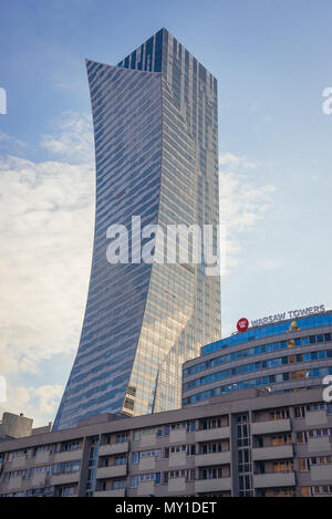 Zlota 44 edificio residenziale progettato da Daniel Libeskind a Varsavia, Polonia Foto Stock