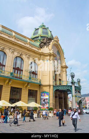 Obecni dum, casa municipale, Namesti Republiky, Praga, Repubblica Ceca Foto Stock