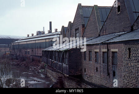 Chiuso fabbriche in Sheffield nei primi anni ottanta Foto Stock