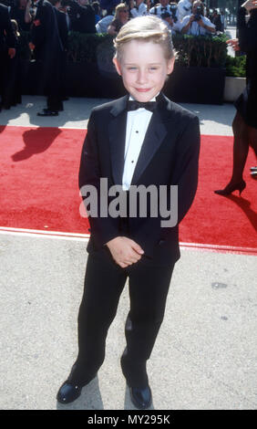 PASADENA, CA - 25 agosto: Attore Macaulay Culkin assiste la xliii annuale di Primetime Emmy Awards su agosto 25, 1991 a Pasadena Civic Auditorium di Pasadena, in California. Foto di Barry re/Alamy Stock Photo Foto Stock