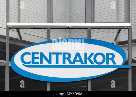 Villefranche, Francia - 27 Maggio 2018: Centrakor logo su una parete. Centrakor è una catena di decorazione indipendenti i magazzini per le attrezzature della casa Foto Stock