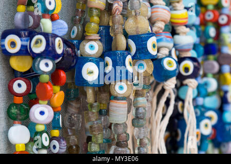 Molti colorata cultura turca Malocchio fascino/ amuleto Foto Stock