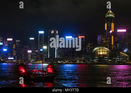 Tourist indesiderata in Victoria Harbour, Hong Kong SAR, Cina Foto Stock