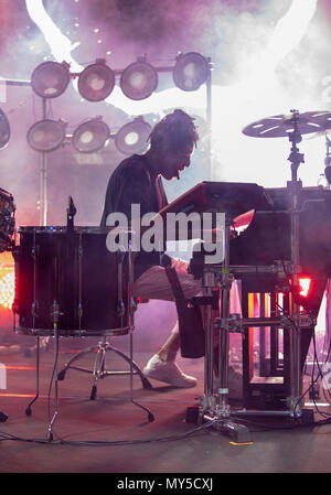 Cannes, Francia, 5 giugno 2018, Tokio Myers in concerto al MIDEM 2018, Midem Beach, Cannes © ifnm / Alamy Live News Foto Stock