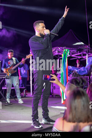 Cannes, Francia, 5 giugno 2018, AKA in concerto al MIDEM 2018, Midem Beach, Cannes © ifnm / Alamy Live News Foto Stock
