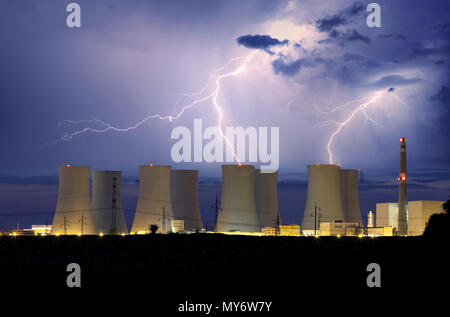 Centrale nucleare di tempesta Foto Stock