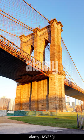 La città di New York - ponte di Brooklyn, Stati Uniti d'America Foto Stock