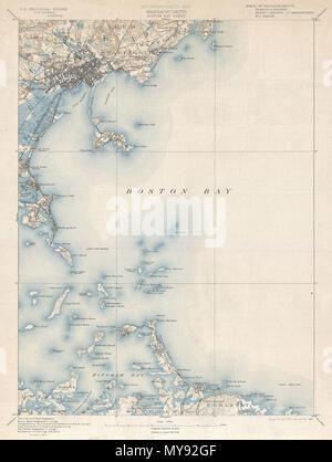 . Boston Massachusetts Bay foglio. Inglese: uno dei più ricercati dopo mappe topografiche prodotte da parte del governo degli STATI UNITI Geological Survey. L'edizione 1900 dell'U.S.G.S. Sondaggio Mappa di Boston Bay copre da Salem a Waymouth, Hingham e Cohasset. Offre dettagli straordinari a livello di strade e spesso singoli edifici. Include area di Boston europee di Marblehead, Lynn Swampscott, Lynn Salem, Revere, Winthrop, Quincy, Weymouth, Hingham, Hull e Cohasset. Identifica numerosi altri luoghi di interesse tra cui il punto di Mulino a vento, il faro si restringe il caro isola Beacon, la grande F Foto Stock