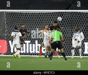 Los Angeles, CA, Stati Uniti d'America. Il 6 giugno, 2018. MLS 2018: Los Angeles Football Club vs Fresno FC a BANC DELLA CALIFORNIA Stadium di Los Angeles, Ca il 6 giugno 2018. Jevone Moore Credito: csm/Alamy Live News Foto Stock