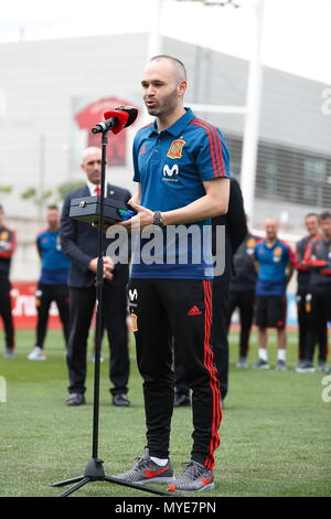 Madrid, Spagna. 5 Giugno, 2018. Andres Iniesta (ESP) Calcio/Calcetto : Iniesta per salutare all'incoraggiamento party presso la Ciudad Deportiva de Real Futbol FEDERACION ESPANOLA in Spagna a Madrid . Credito: AFLO/Alamy Live News Foto Stock