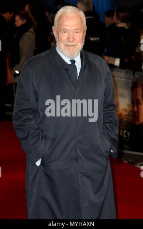 Feb 06, 2018 - Sir Robin Knox-Johnston frequentando "La misericordia' Premiere mondiale a Curzon Mayfair di Londra, Inghilterra, Regno Unito Foto Stock