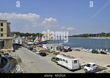 Italia Puglia Brindisi il porto Foto Stock