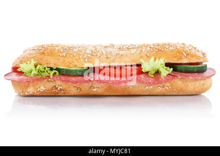 Sub panino con salame Grani interi Grani laterali baguette isolato su uno sfondo bianco Foto Stock