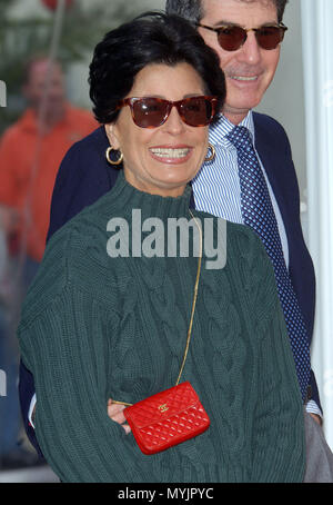 Tina Sinatra alla cerimonia per Sherry Lansing immortalare in Piazzale del Chinese Theatre di Los Angeles. Febbraio 16, 2005. - SinatraTina082.jpgSinatraTina082 evento nella vita di Hollywood - California, tappeto rosso Evento, STATI UNITI D'AMERICA, industria cinematografica, celebrità, fotografia, Bestof, arte cultura e intrattenimento, Topix celebrità moda, migliori della vita di Hollywood, evento nella vita di Hollywood - California, movie celebrità, personaggi televisivi, musica celebrità, Topix, Bestof, arte cultura e intrattenimento, fotografia, inchiesta tsuni@Gamma-USA.com , Tsuni Credito / STATI UNITI D'AMERICA, onorata wi Foto Stock