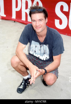 HUNTINGTON Beach, CA - 24 agosto: Attore Bojesse Christopher assiste Bud Pro Surf concorrenza su agosto 24, 1991 a Huntington Beach, California. Foto di Barry re/Alamy Stock Photo Foto Stock