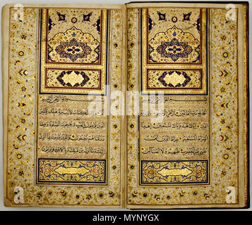 . Inglese: a volume unico Corano dall Iran, probabilmente Isfahan - datato 1101 AH (1689-90 AD) copiato da Muhammad Riza al-Shirazi (testo principale) e IBN Muhammad Amin Muhammad Hadi Shirazi (testi supplementari), eventualmente per il righello di Safavid, Shah Sulayman. Inchiostro, oro opaco e acquerello su carta; legame contemporaneo con copertine di Nero zigrino con stampato a pressione e oro-decorazione pittorica; doublures di rosso il Marocco con dorato in pelle di filigrana. Principale del testo copiato in naskh script, interlineari traduzione persiano e commentari marginali in shikastah, 11 linee di Qur'Anic testo e 11 di interlinea Foto Stock