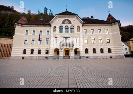 Il parlamento del Liechtenstein a Vaduz Foto Stock