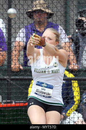 Il 7 giugno 2018. Leia Mistowski di William e Maria compete in Donne Lancio del martello al 2018 NCAA Track & Field Championships nello storico campo Hayward, Eugene, o. Larry C. Lawson/CSM Foto Stock