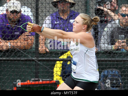 Il 7 giugno 2018. Leia Mistowski di William e Maria compete in Donne Lancio del martello al 2018 NCAA Track & Field Championships nello storico campo Hayward, Eugene, o. Larry C. Lawson/CSM Foto Stock