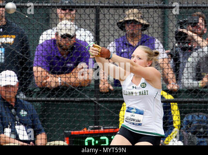 Il 7 giugno 2018. Leia Mistowski di William e Maria compete in Donne Lancio del martello al 2018 NCAA Track & Field Championships nello storico campo Hayward, Eugene, o. Larry C. Lawson/CSM Foto Stock