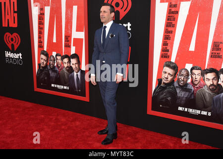 Los Angeles, California, USA. Il 7 giugno, 2018. JON HAMM arriva presso il TAG premiere mondiale al Regency Village Theatre di Westwood, California. Credito: Billy Bennight/ZUMA filo/Alamy Live News Foto Stock