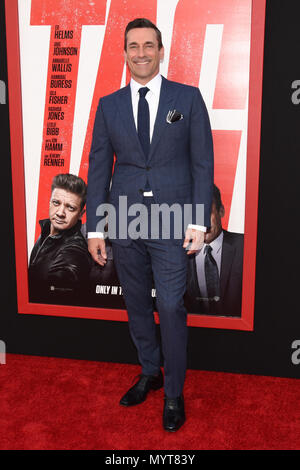 Los Angeles, California, USA. Il 7 giugno, 2018. JON HAMM arriva presso il TAG premiere mondiale al Regency Village Theatre di Westwood, California. Credito: Billy Bennight/ZUMA filo/Alamy Live News Foto Stock