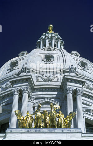 1992 storico cupola QUADRIGA State Capitol Building Saint Paul Minnesota USA Foto Stock