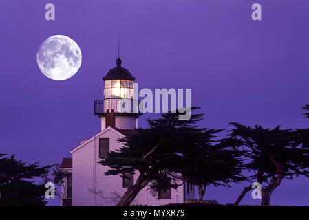 1992 punto storico PINOS LIGHTHOUSE PACIFIC GROVE MONTEREY BAY CALIFORNIA USA Foto Stock