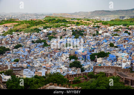 Vista aerea di Jodhpur la 'città blu', India Foto Stock