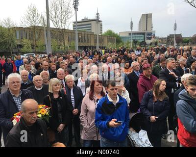 Bradford, Regno Unito. 11 Maggio, 2016. Bradford, fuoco ricordo. Bradford City Centre. Credito: Rob Ford / StockimoNews/Alamy Live News Foto Stock