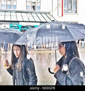 Undercliff Dr, Bournemouth, Regno Unito. 31 Agosto, 2017. Meteo REGNO UNITO: pioggia a Bournemouth Credito: nidpor/StockimoNews/Alamy Live News Foto Stock