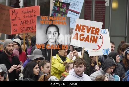 Seattle, WA, Stati Uniti d'America, 24 Mar 2018. Marzo per la nostra vita, 24 marzo 2018, Seattle Credito: Kevin Schafer/StockimoNews/Alamy Live News Foto Stock