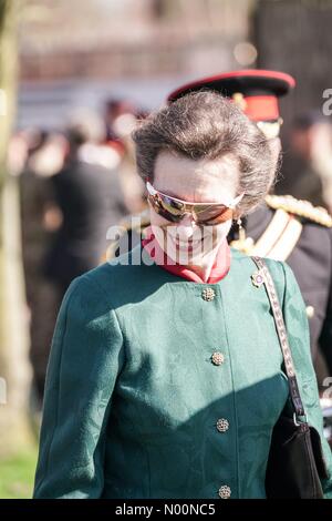 Londra, UK 18 aprile 2018. HRH Principessa Anna frequenta il Royal Logistic Corps anniversario Parade, Londra, Regno Unito. Credito: jamesjagger/StockimoNews/Alamy Live News Foto Stock