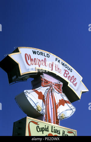 1992 storica cappella delle campane di matrimonio in cappella la striscia di Las Vegas Nevada USA Foto Stock