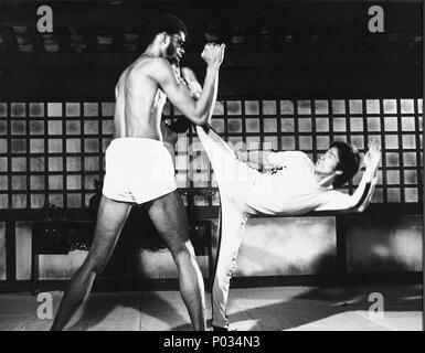 Pellicola originale titolo: GIOCO DELLA MORTE. Titolo inglese: GIOCO DELLA MORTE. Regista: robert chiusa. Anno: 1978. Stelle: Bruce Lee. Credito: GOLDEN HARVEST GROUP / Album Foto Stock