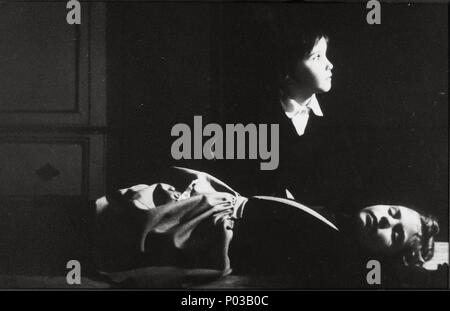 Pellicola originale titolo: EL ESPIRITU DE LA COLMENA. Titolo italiano: lo spirito dell'alveare. Regista: VICTOR ERICE. Anno: 1973. Stelle: ANA TORRENT. Credito: ELIAS QUEREJETA, P.C / Album Foto Stock