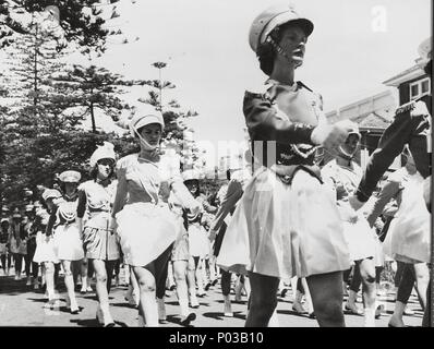 Pellicola originale titolo: Mondo cane. Titolo italiano: un cane la vita. Regista: Gualtiero Jacopetti; PAOLO CAVARA. Anno: 1962. Foto Stock