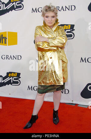Debbie Harry dei Blondie arrivando a VH1 divi a MGM Grand Arena di Las Vegas. 18 Aprile 2004Blondie DebbieHarry030 Red Carpet Event, verticale, STATI UNITI D'AMERICA, industria cinematografica, celebrità, fotografia, Bestof, arte cultura e intrattenimento, Topix celebrità moda / Verticale, meglio di, evento nella vita di Hollywood - California, moquette rossa e dietro le quinte, USA, industria cinematografica, celebrità, movie celebrità, personaggi televisivi, musica celebrità, fotografia, Bestof, arte cultura e intrattenimento, Topix, verticale, una persona, dall'anno , 2004, inchiesta tsuni@Gamma-USA.com moda - a piena lunghezza Foto Stock