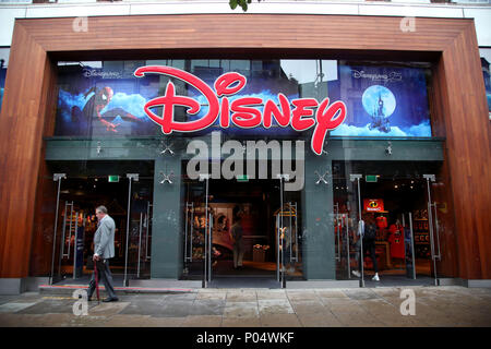 Il Disney store su Oxford Street, Londra centrale. Foto Stock