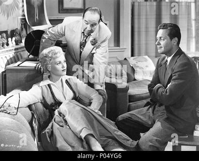 Pellicola originale titolo: nati ieri. Titolo inglese: nati ieri. Regista: George Cukor. Anno: 1950. Stelle: BRODERICK CRAWFORD; William Holden; JUDY HOLLIDAY. Credito: Columbia Pictures / Album Foto Stock