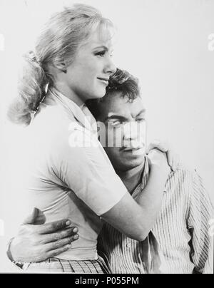 Pellicola originale titolo: ANN. Titolo inglese: ANN. Regista: GEORGE SIDNEY. Anno: 1960. Stelle: CANTINFLAS; Shirley Jones. Credito: Columbia Pictures / Album Foto Stock