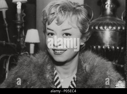 Pellicola originale titolo: Le notti di Cabiria. Titolo inglese: notti di Cabiria. Il regista Federico Fellini. Anno: 1957. Stelle: Giulietta Masina n. Credito: DINO DE LAURENTIS / Album Foto Stock