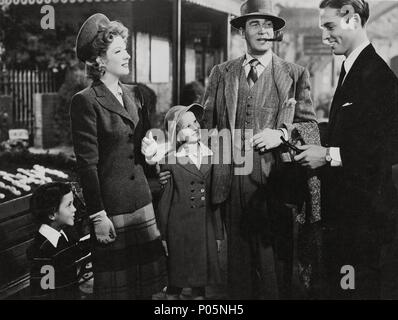 Pellicola originale titolo: MRS. MINIVER. Titolo inglese: MINIVER MRS. Regista: William Wyler. Anno: 1942. Stelle: GREER GARSON; WALTER PIDGEON. Credito: M.G.M. / Album Foto Stock