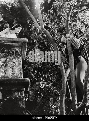 Pellicola originale titolo: Romeo e Giulietta. Titolo inglese: Romeo e Giulietta. Regista: FRANCO ZEFFIRELLI. Anno: 1968. Stelle: OLIVIA HUSSEY; LEONARD WHITING. Credito: Paramount Pictures / Album Foto Stock