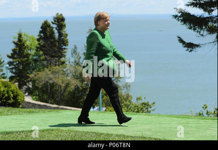 Quebec, Canada. 8 Giugno, 2018. Il cancelliere tedesco Angela Merkel arriva presso l'Hotel Fairmont Le Manoir in vista del vertice G7. Foto: Michael Kappeler/dpa Credito: dpa picture alliance/Alamy Live News Foto Stock