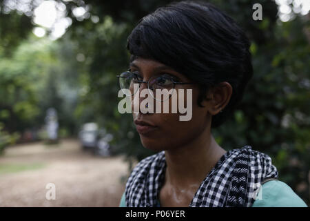 Dacca in Bangladesh. Il 7 giugno, 2018. Dipanwita Ridi, un membro fondatore di gli amanti degli animali del Bangladesh (ALB) in posa per una foto a Dhaka. Gli amanti degli animali del Bangladesh è una catena di volontariato per lavori di gruppo per creare preoccupazione per naturali e animali, salvataggio e promuovere malati gli animali randagi, Rifugio natura abbandonare gli animali e dare via** cured & animali sani. Credito: Md. Mehedi Hasan/ZUMA filo/Alamy Live News Foto Stock