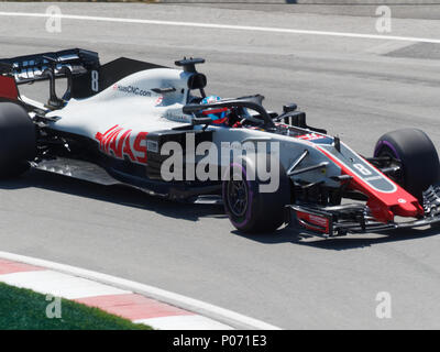 Montreal, Canada 6/8/2018. Romain Grosjean di Francia per Hass F1 team durante la sessione di prove libere al Gran Premio di Formula 1 del Canada , il circuito Gilles-Villeneuve. Credito: Richard prudhomme/Alamy Live News Foto Stock