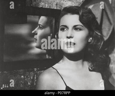 Pellicola originale titolo: Riso amaro. Titolo inglese: Riso amaro. Regista: GIUSEPPE DE SANTIS. Anno: 1949. Stelle: Silvana Mangano. Credito: LUX/De Laurentiis / Album Foto Stock